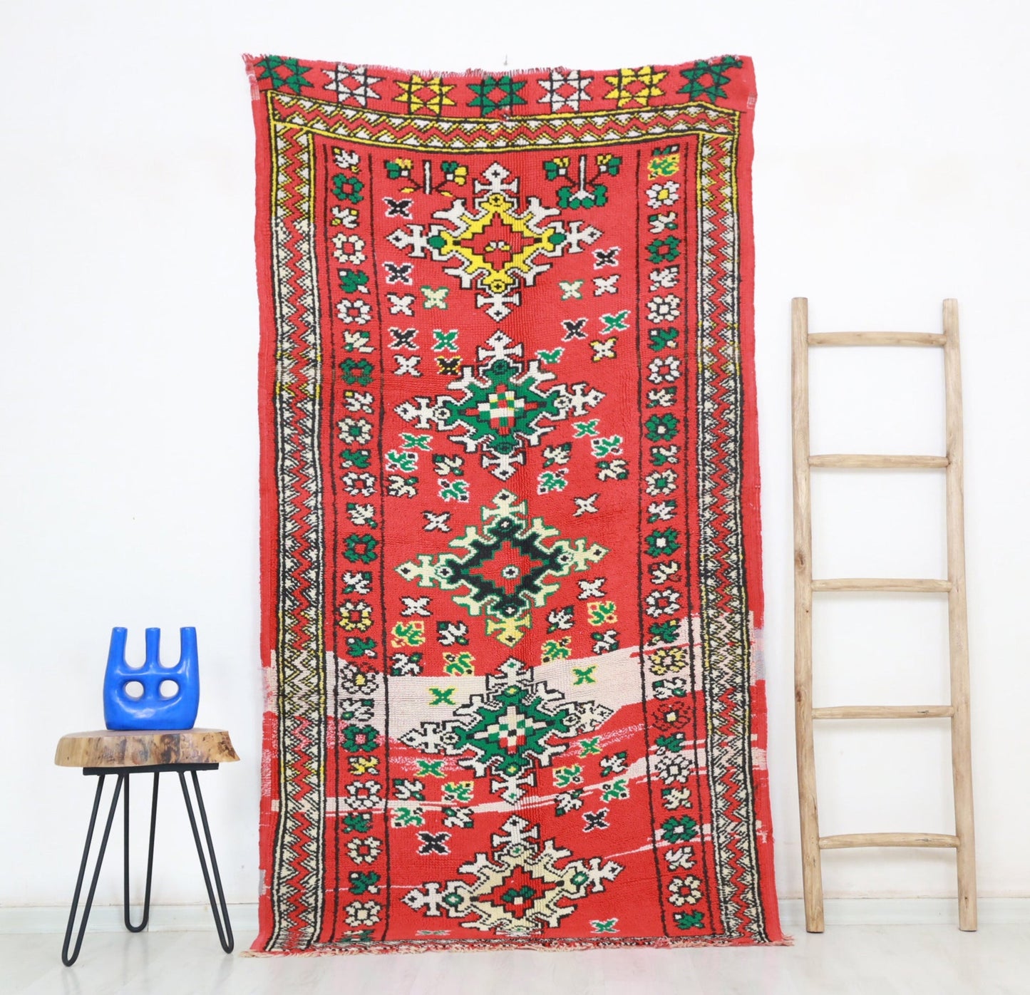 Taous Vintage Moroccan Rug 4'0" x 7'2" - TrendAura