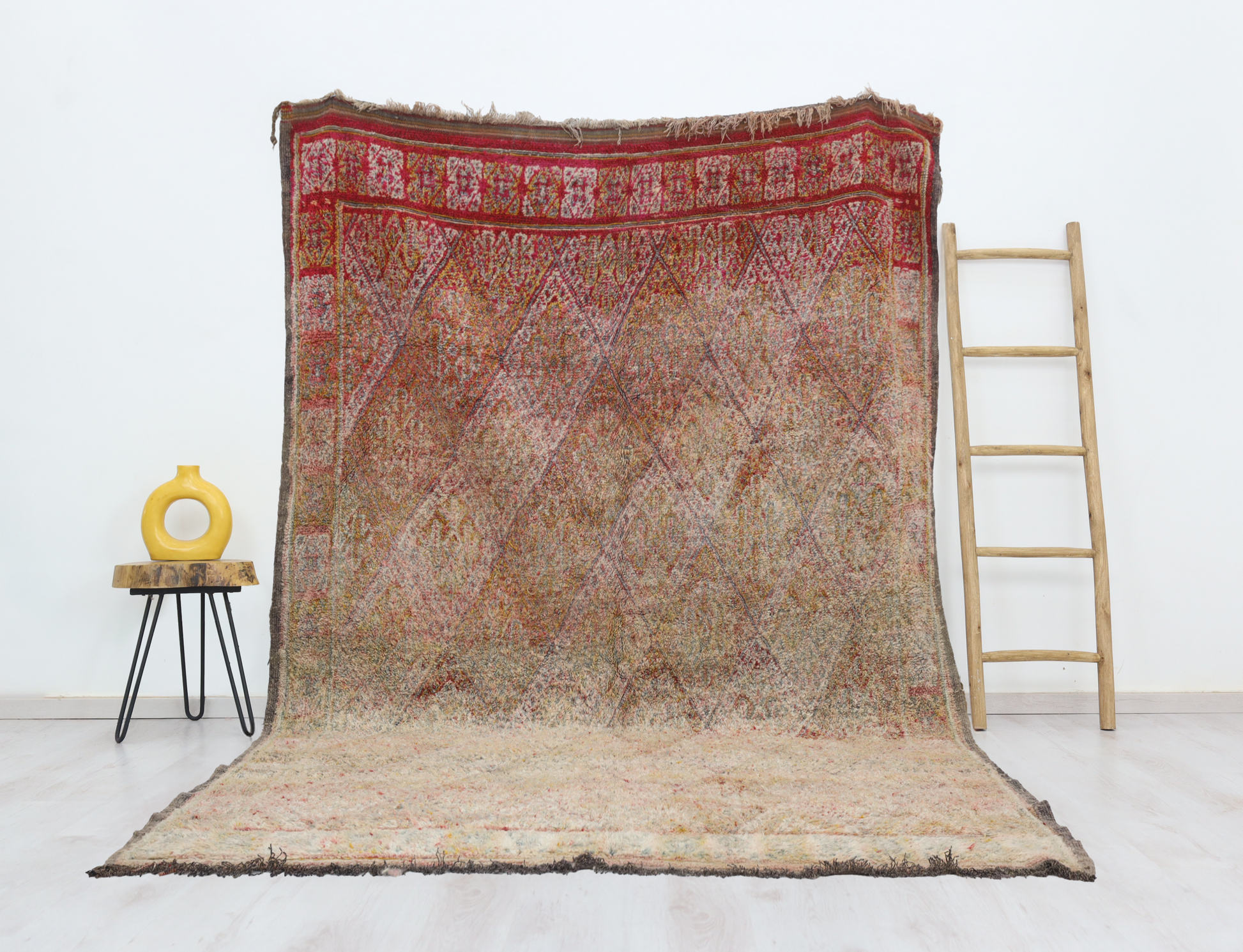 Tisnelt Vintage Moroccan Rug 7'5" x10'3" - TrendAura