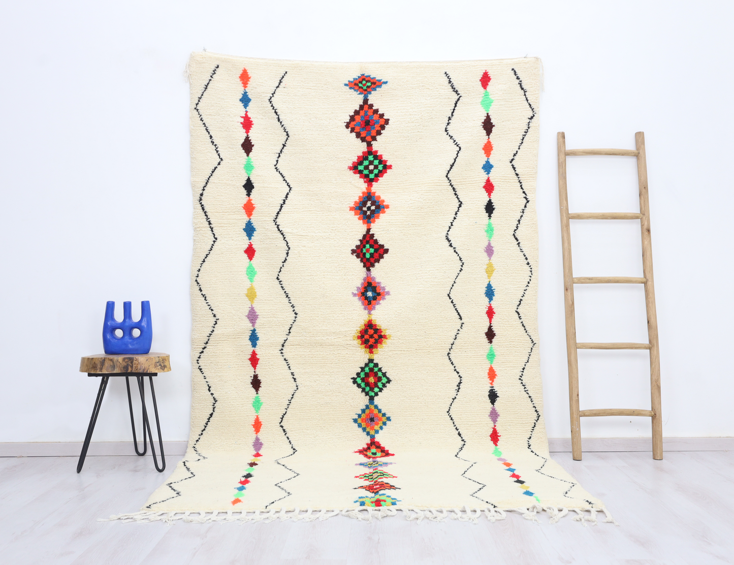 Guraya Moroccan Rug 5'4" x 8'8" - TrendAura