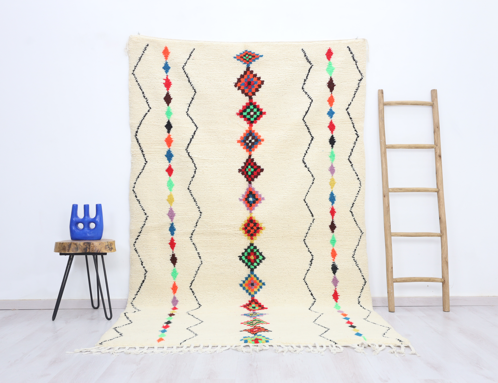 Guraya Moroccan Rug 5'4" x 8'8" - TrendAura