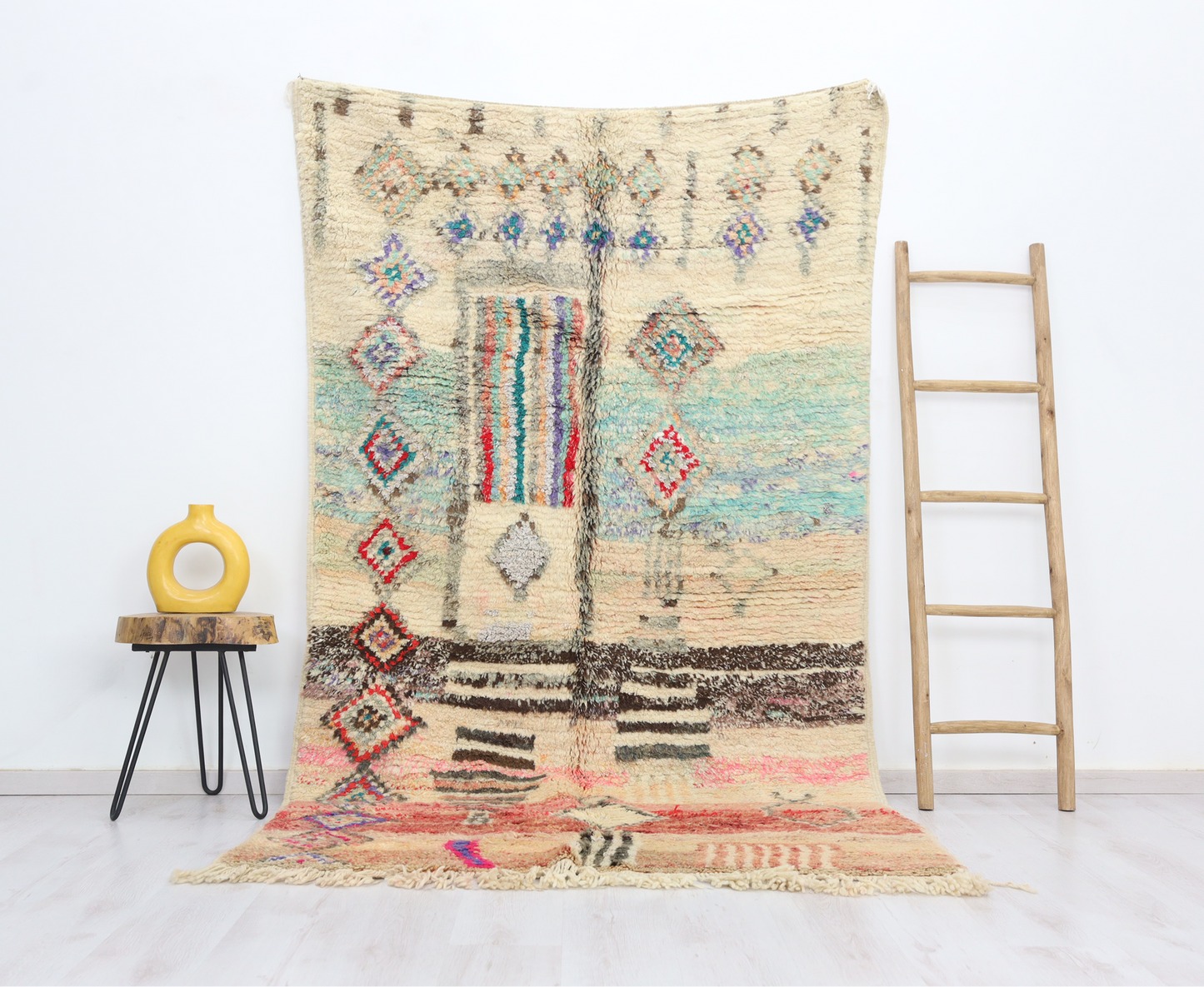 Aphnda Moroccan Rug 4'9" x 8'3" - TrendAura