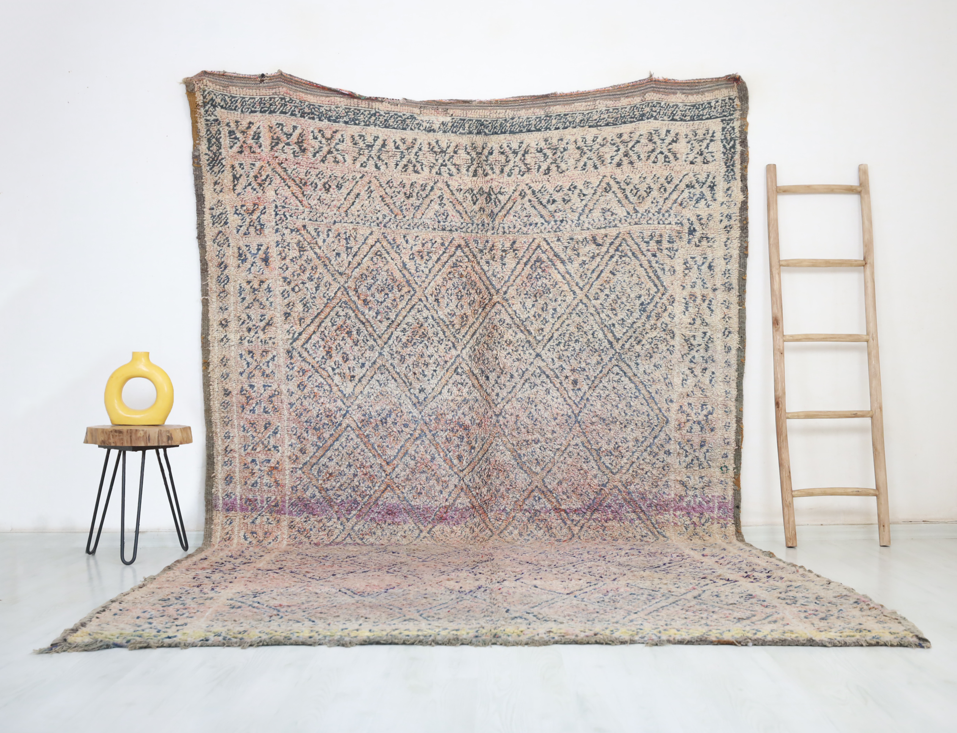 Tihya Vintage Moroccan Rug  7'1" x11'5" - TrendAura