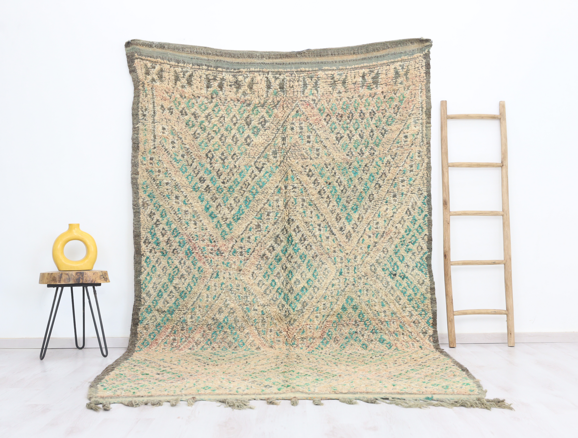 Ziri Vintage Moroccan Rug 5'9" x9'8" - TrendAura