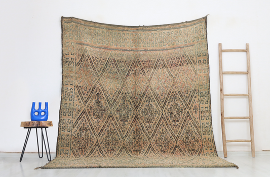 Abarghus Vintage Moroccan Rug  6'8" x8'3" - TrendAura