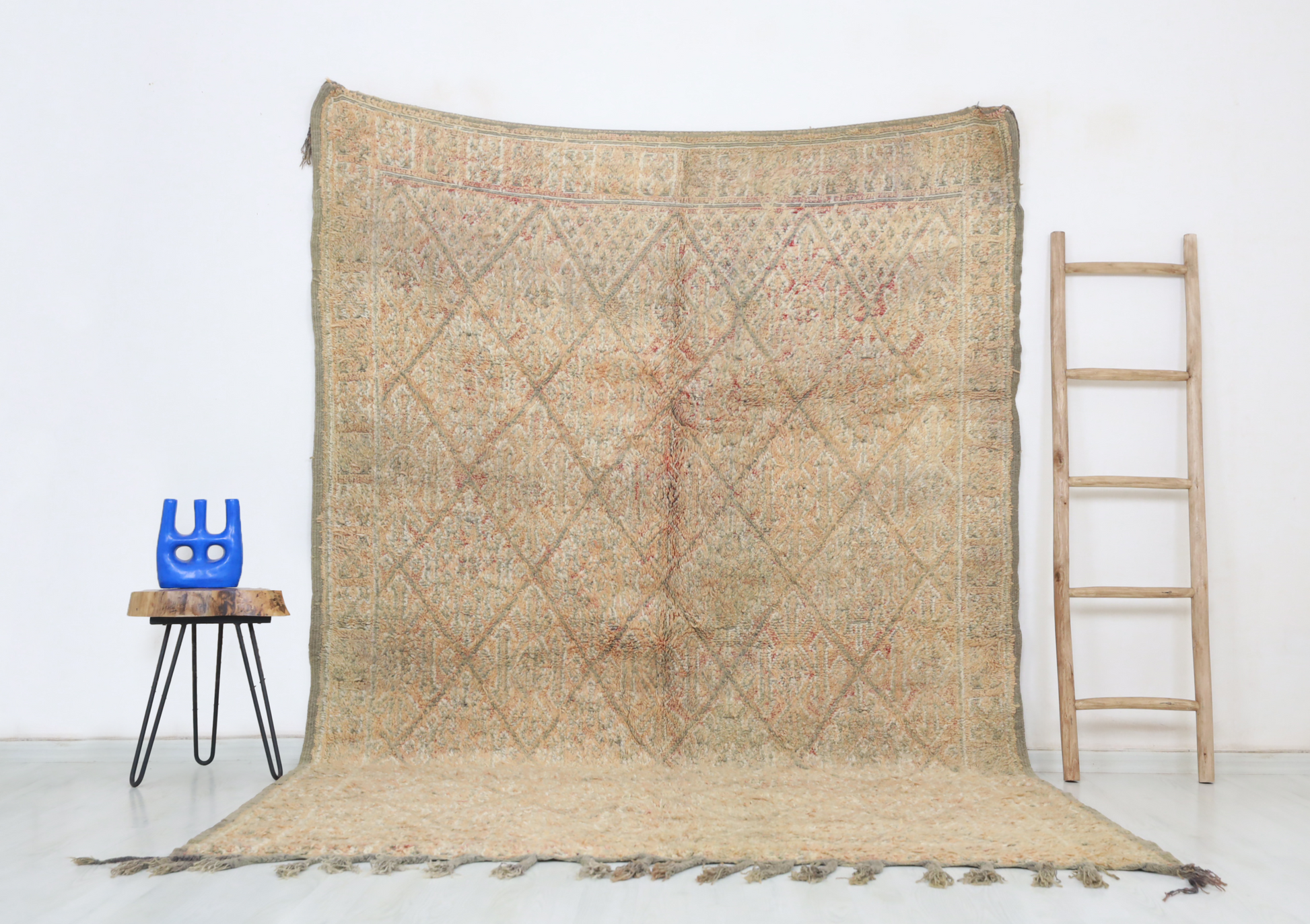 Charifa Vintage Moroccan Rug  6'5" x9'4" - TrendAura