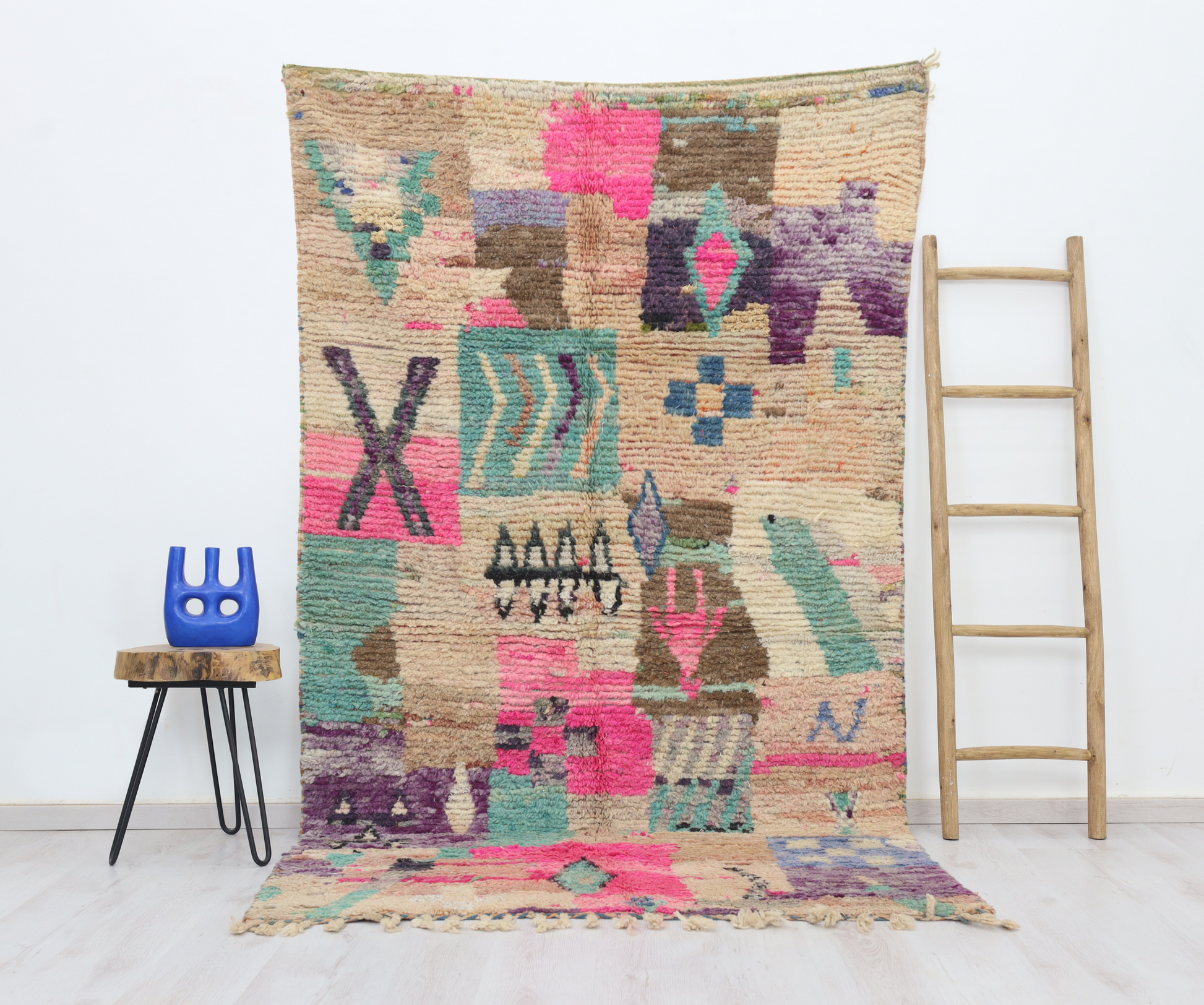 Aglid  Moroccan Rug 4'9" x 8'1" - TrendAura