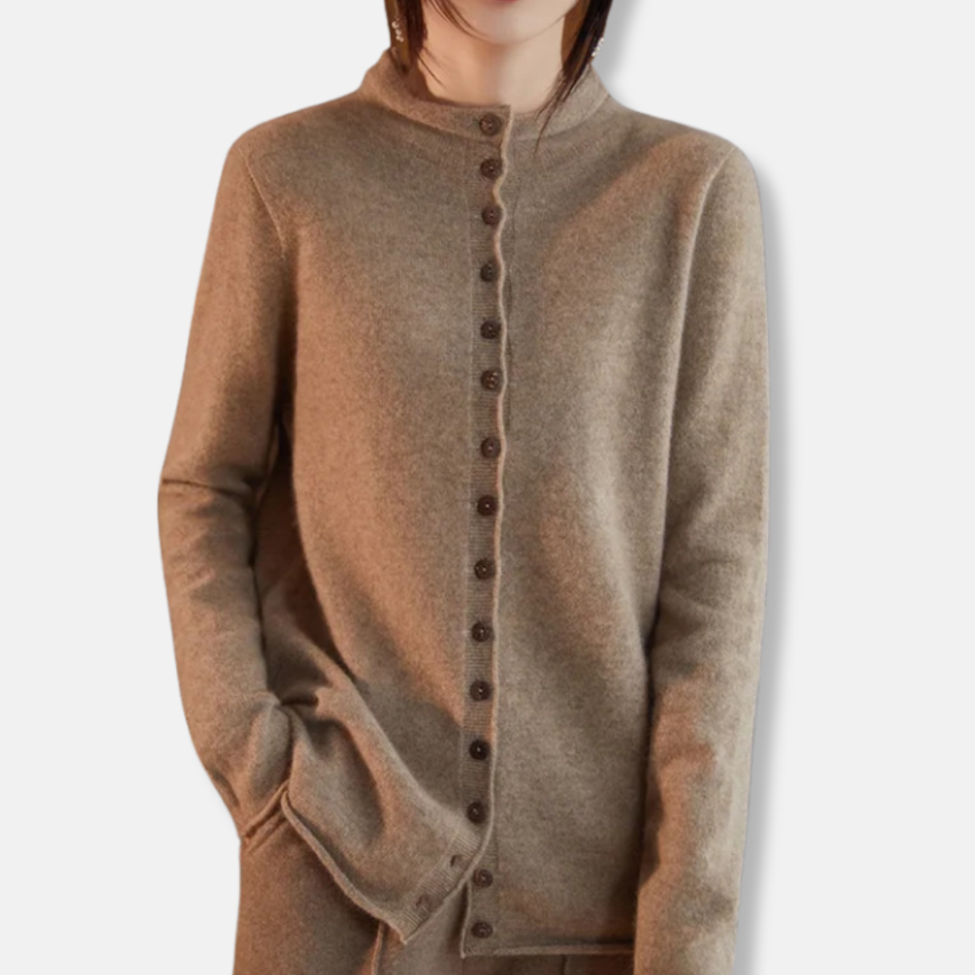 Women’s Cardigan Sweater – Wool Knit – Relaxed Tailored Fit – Button Front – Spread Collar