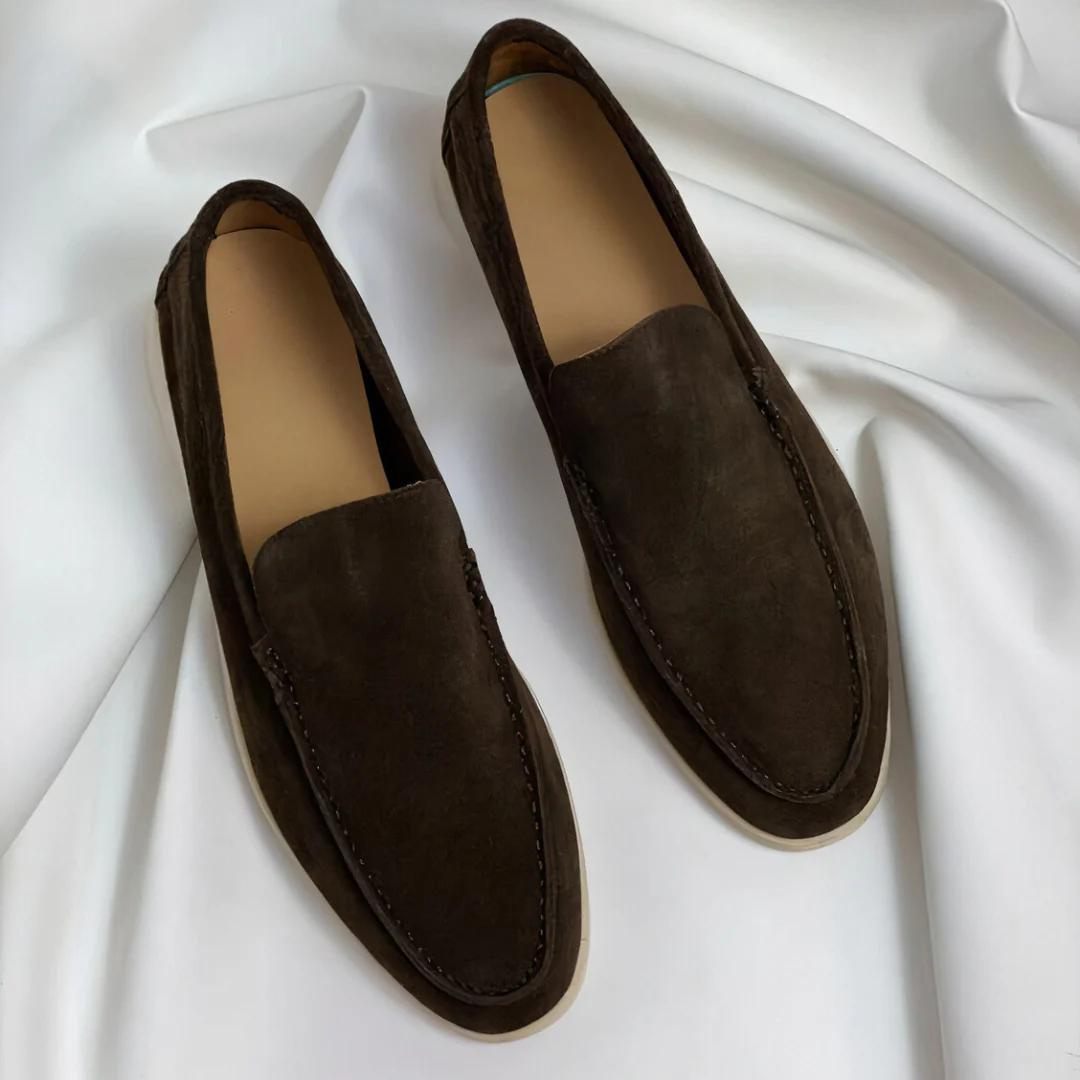 Elegant and comfortable leather moccasins