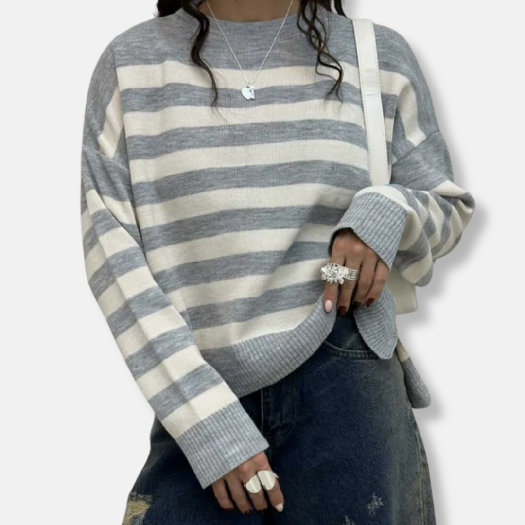 Women’s Pullover Sweatshirt – Loose Fit Knit – Striped Crew Neck – Ribbed Hem