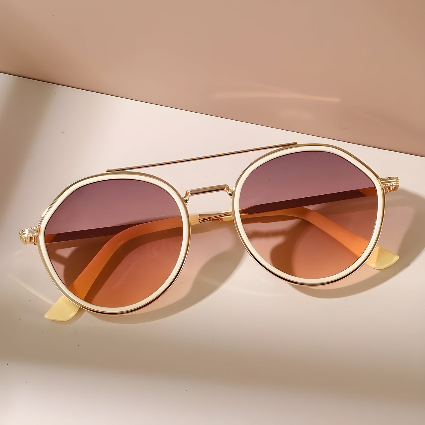 Adriana Round Glasses - TrendAura
