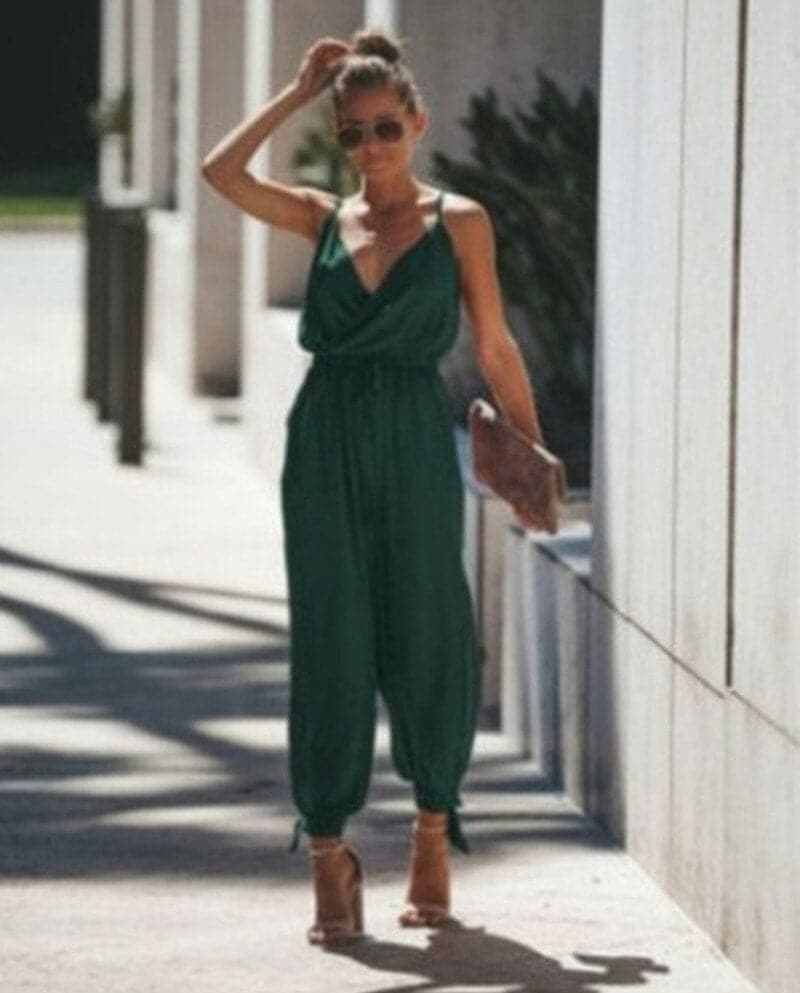 Women’s Jumpsuit – Loose Fit – Spaghetti Straps – High Slit – Floral Print – Scoop Neck