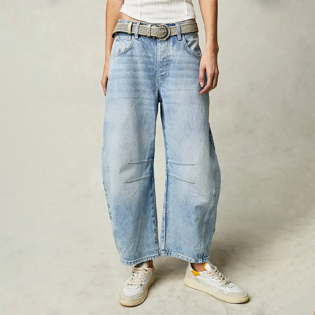 Women's Barrel Leg Jeans with High Waist and Relaxed Fit - TrendAura