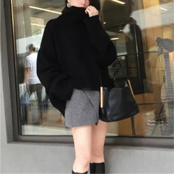 Women's Turtleneck Sweater – Knitted – Loose Fit – Soft and Warm