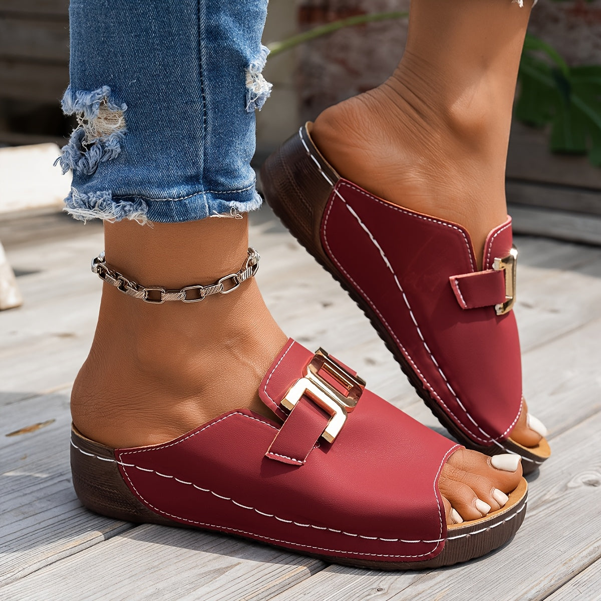 Women's Casual Sandals with Adjustable Straps and Comfortable Sole