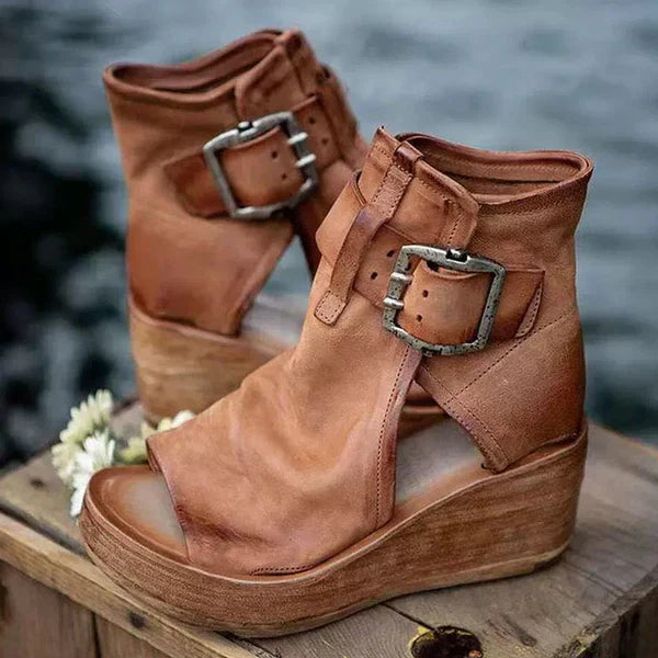 Women's Wedge Sandals with Buckle and Boho Design