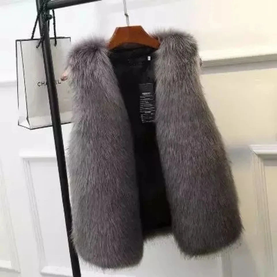 TrendAura Luxurious Faux Fox Fur Vest For Women Timeless Elegance And All Day Versatile Warmth