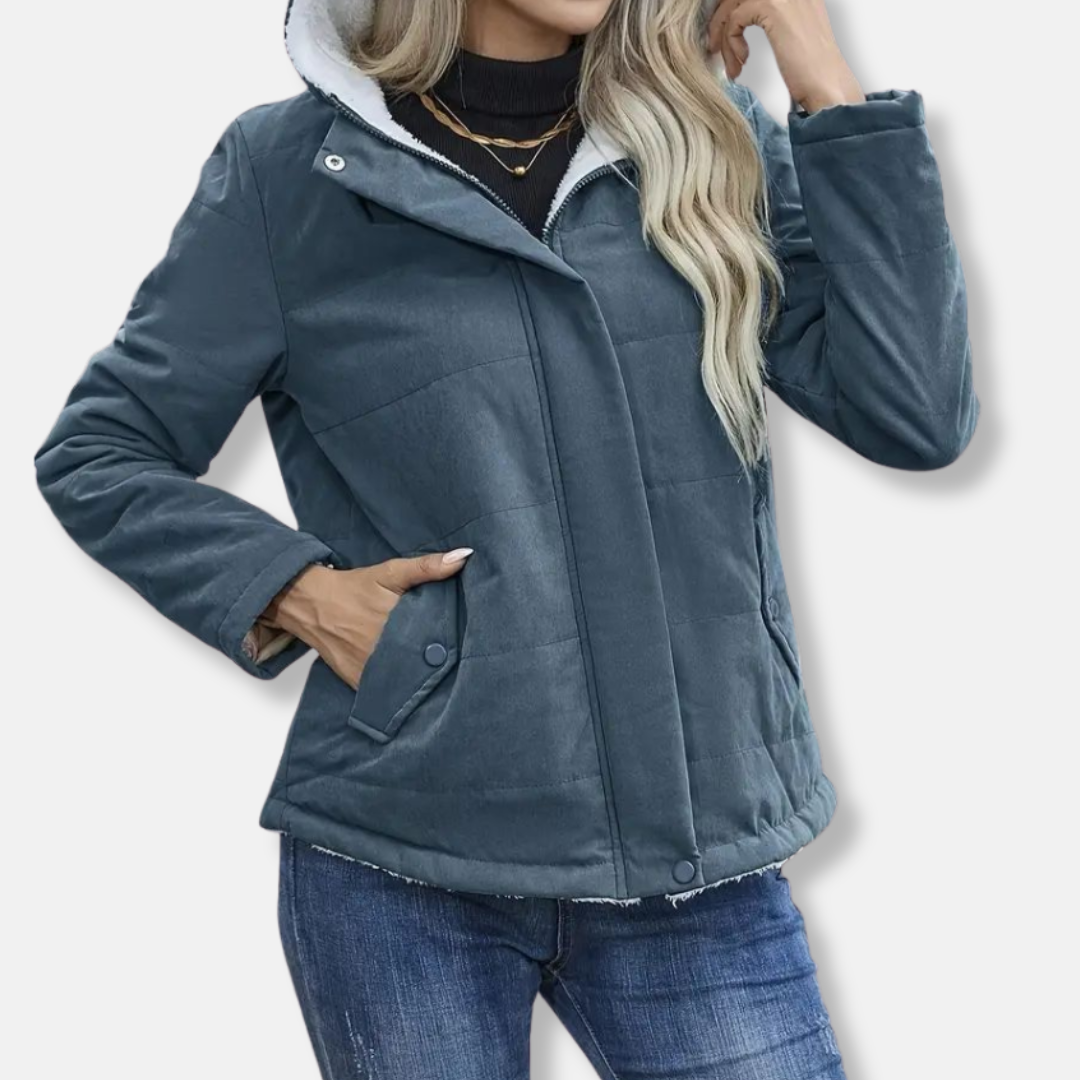 Women’s Short Coat – Quilted Insulation – Plush Fleece Lining – Hooded – Full Zip
