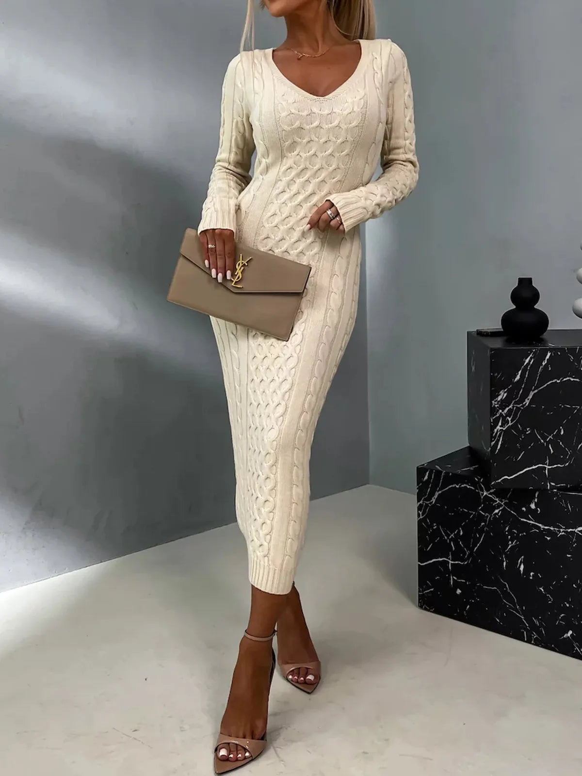 Beatrix | Elegant knitted dress with lace back for women
