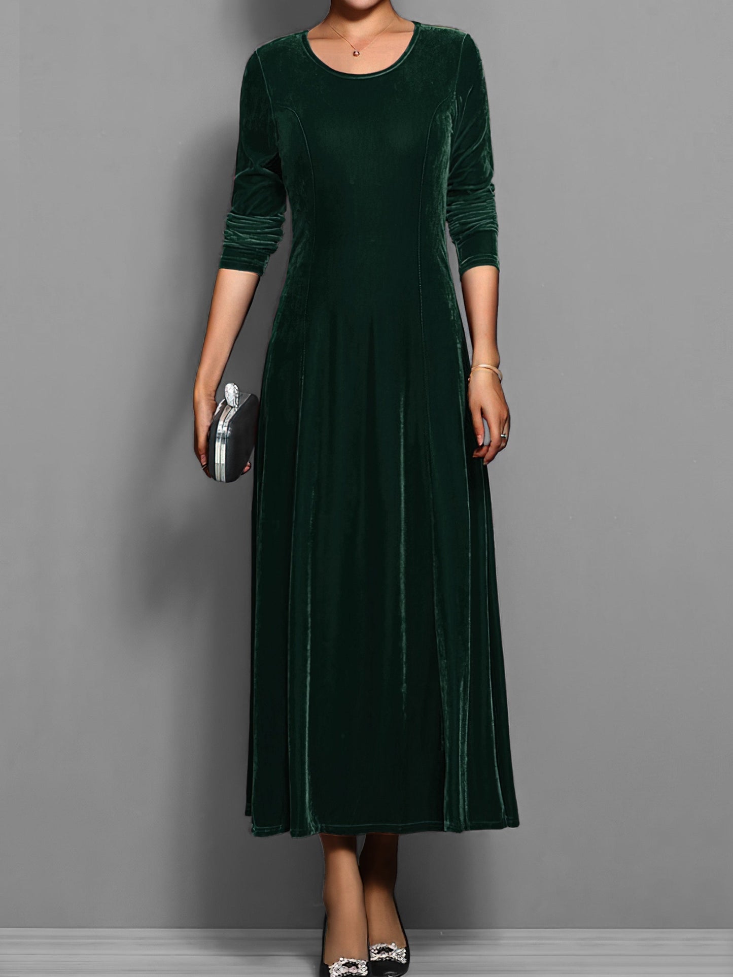 Women's Velvet Dress with Classic Design and Elegant Fit