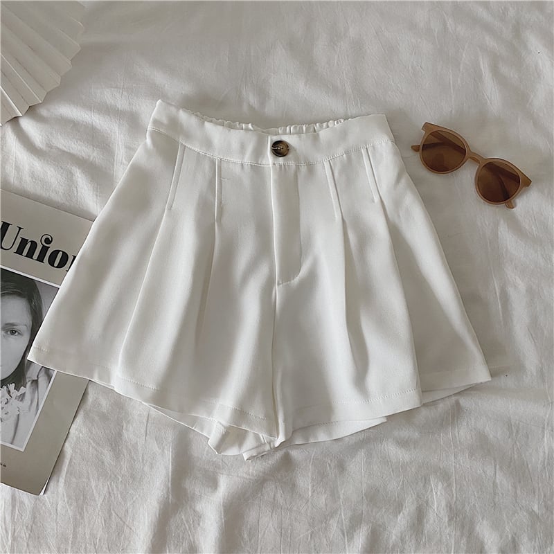 Emma | Wide casual shorts with high waist