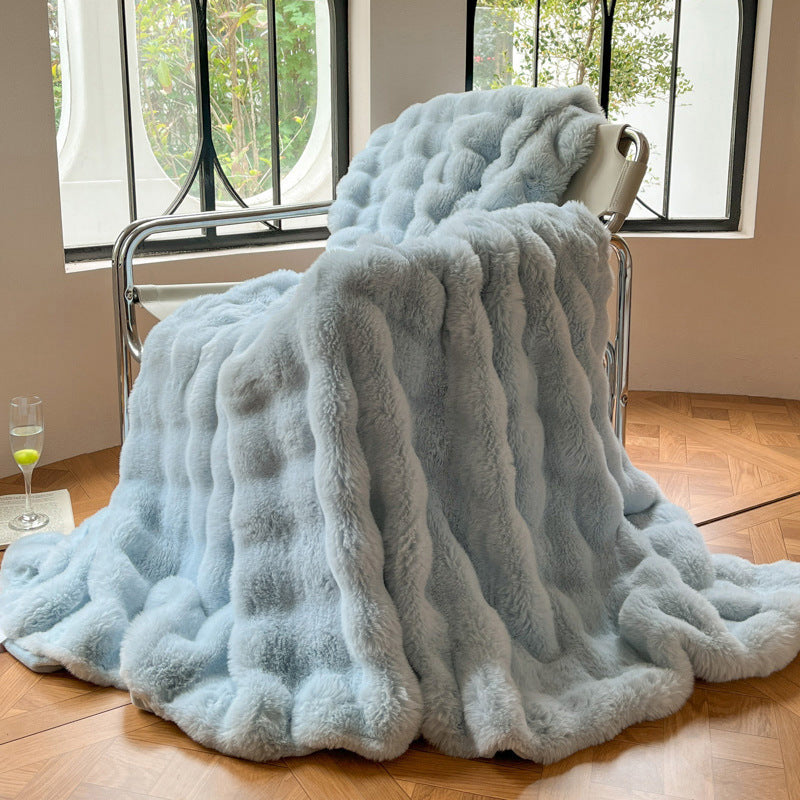 Contemporary Faux Fur Throw Blanket with Plush Texture