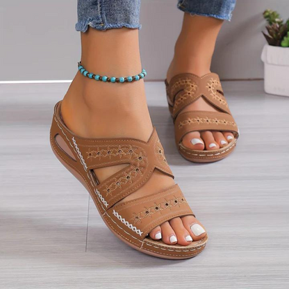 Women's Cushioned Sandals with Adjustable Straps and Arch Support