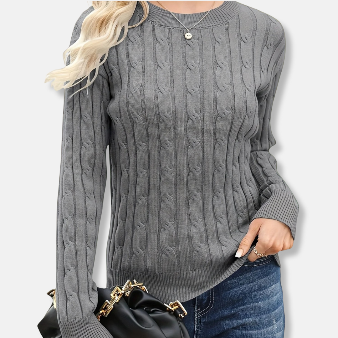 Women’s Sweater - Fine Gauge Knit - Crew Neck - Long Sleeve - Cable Knit Pattern