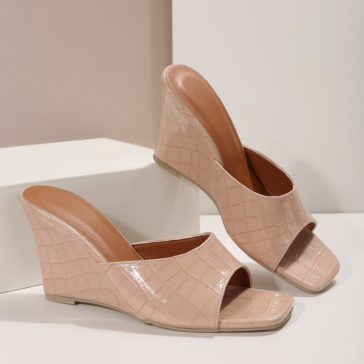 Women's Wedge Cushioned Shoes with Supportive Design and Versatile Style