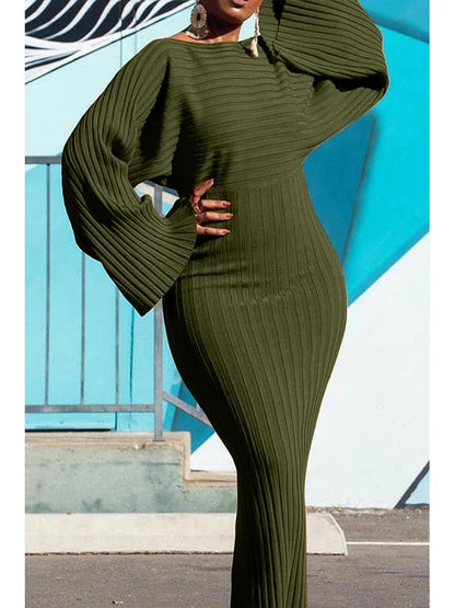 Alessia | Figure-hugging knitted dress for women with flared sleeves