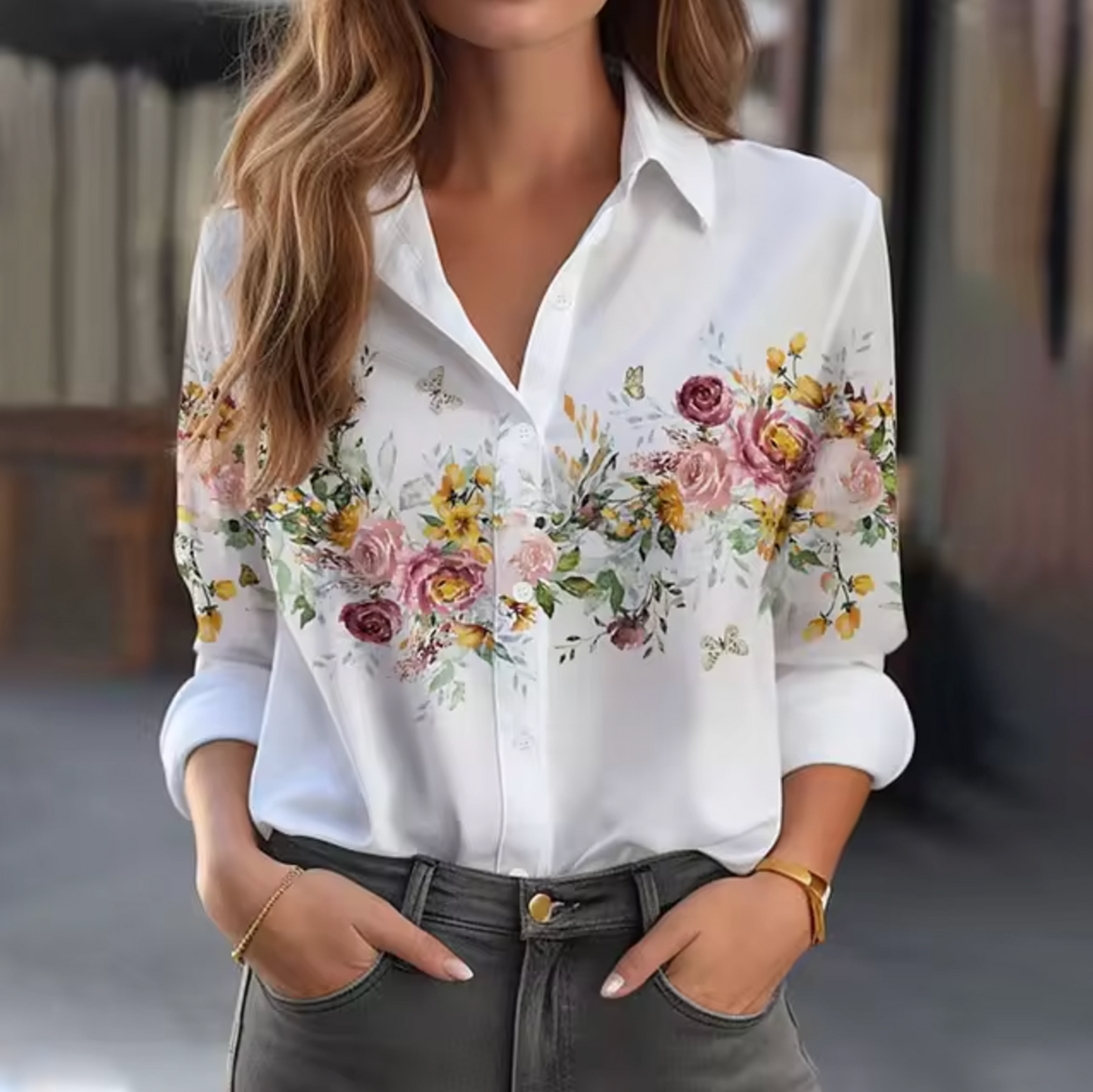 Freya | Women's blouse with floral pattern
