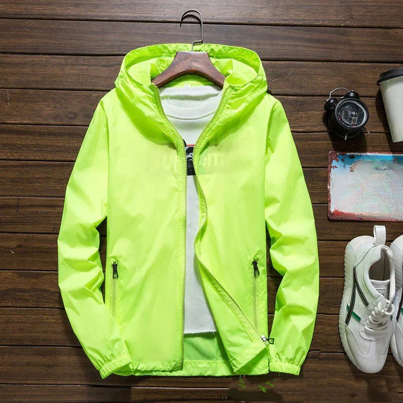 Men's Winter Windbreaker Jacket For Outdoor And City Wear, Adjustable Fit, Wind Resistant