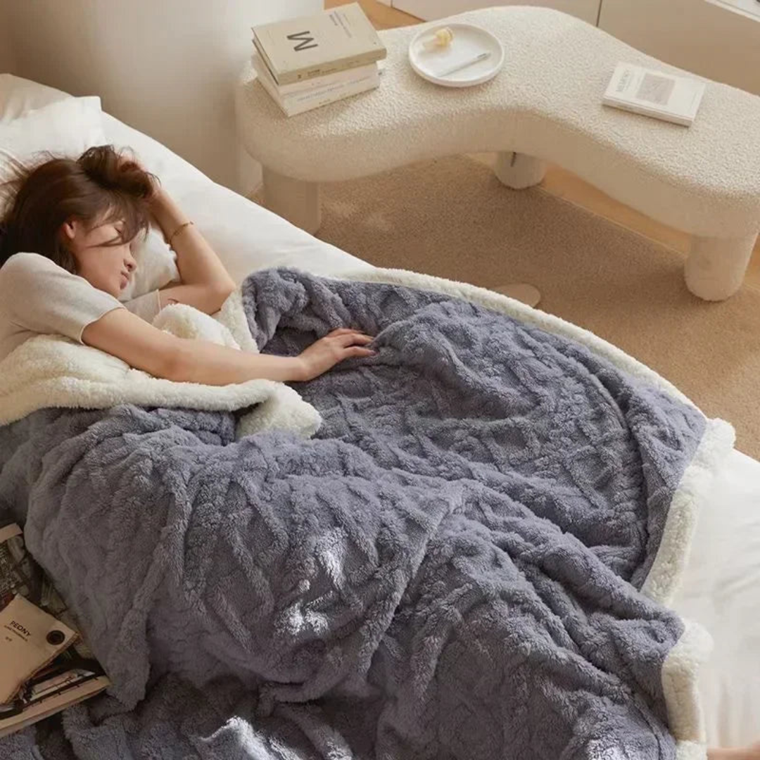 Warm winter blanket for cold nights - Thick, fluffy & stylish for the bedroom & the sofa
