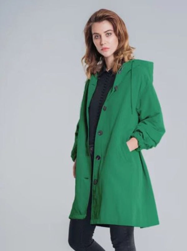 Women's coat with a hood and button closure