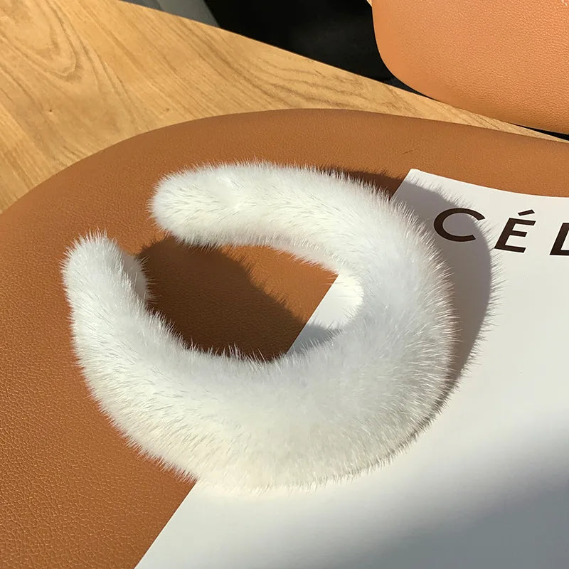 Léa Luxe Faux Fur Headband For Women With Soft Plush Winter Comfort And Elegant Style