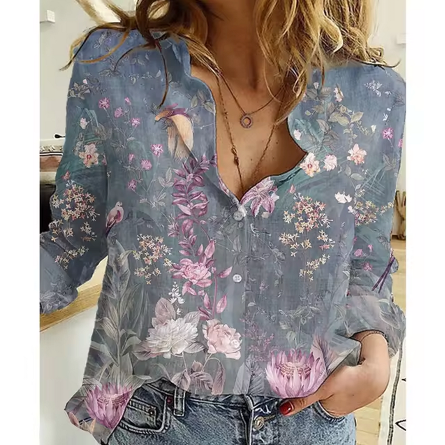 Freya | Women's blouse with floral pattern