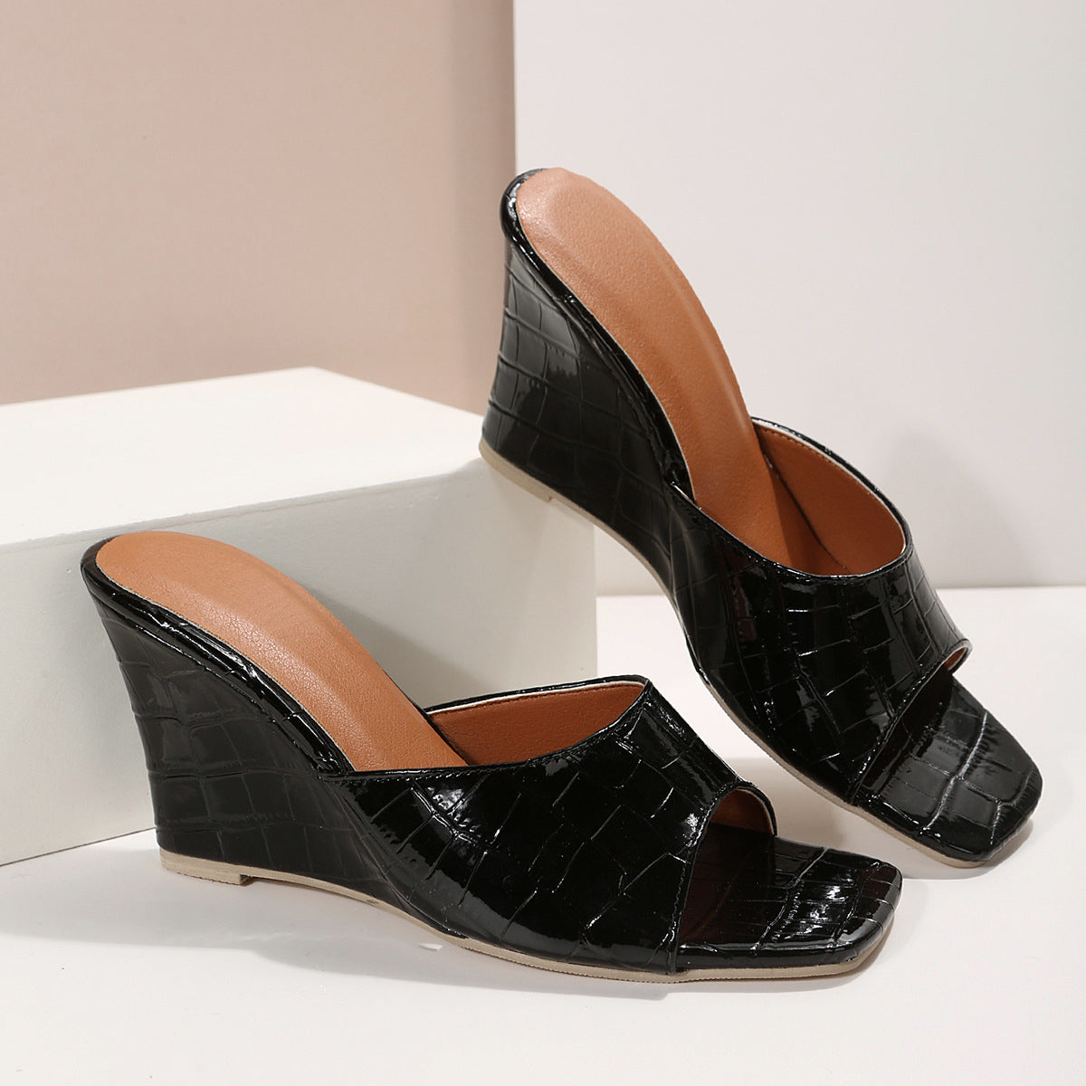 Women's Wedge Cushioned Shoes with Supportive Design and Versatile Style