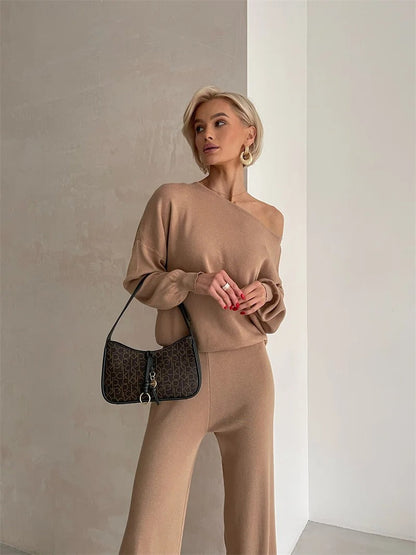 Muna Monochrome Knit Set for Women Comfortable Winter Wardrobe Cozy Chic Collection