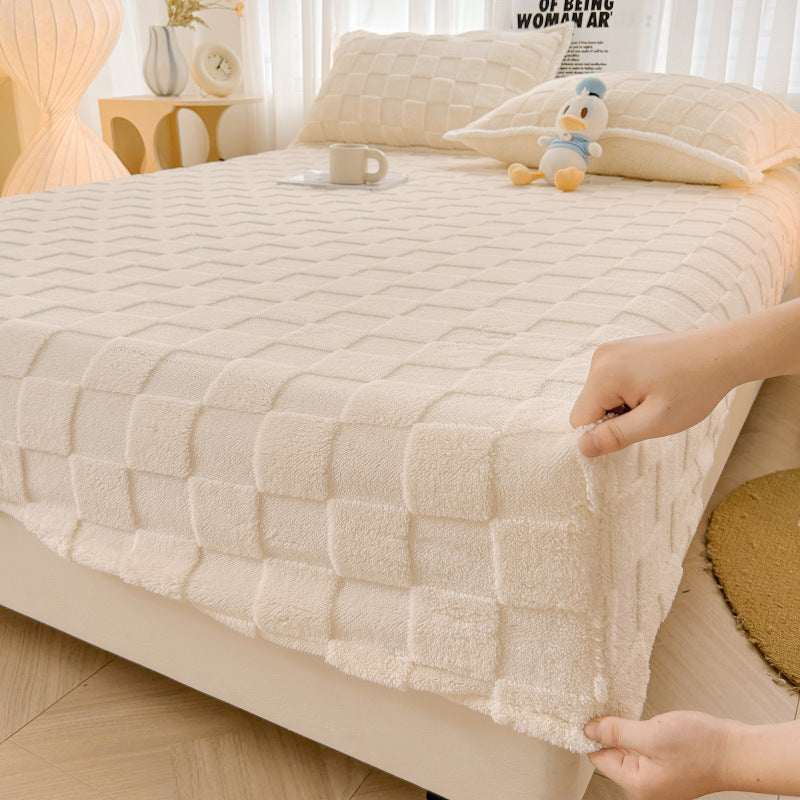 Quilted Velvet Fitted Sheet with Soft Texture