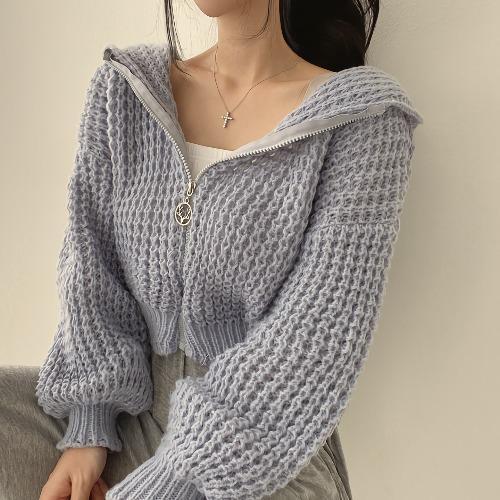 TrendAura Womens Cropped Knit Hoodie Oversized Sweatshirt For Warmth And Urban Style