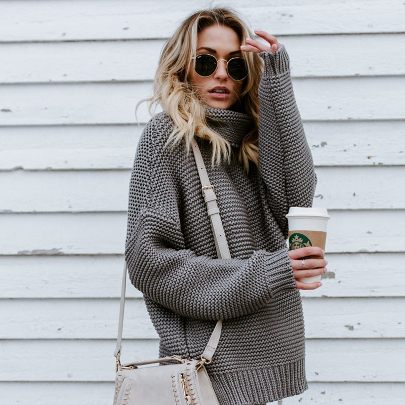 Women’s Oversized Knit Jumper | Turtleneck