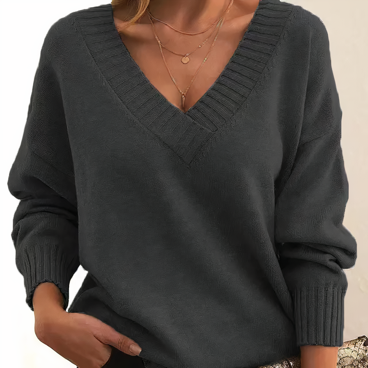 Women's V-neck Sweater | Long Sleeves
