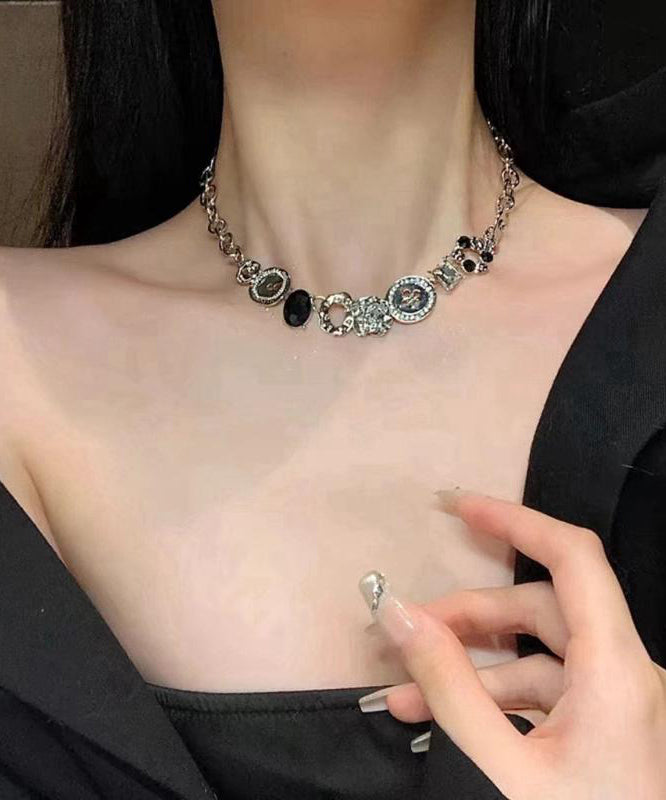 Collier de perles graduées en alliage d'art avec bouton en zircon - TrendAura