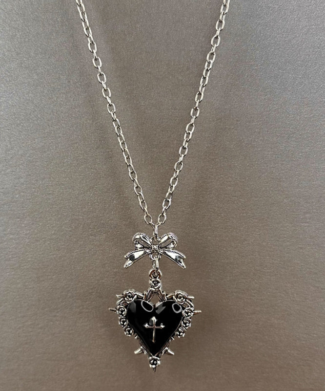 Collier avec pendentif en forme de nœud en acier inoxydable noir Art - TrendAura