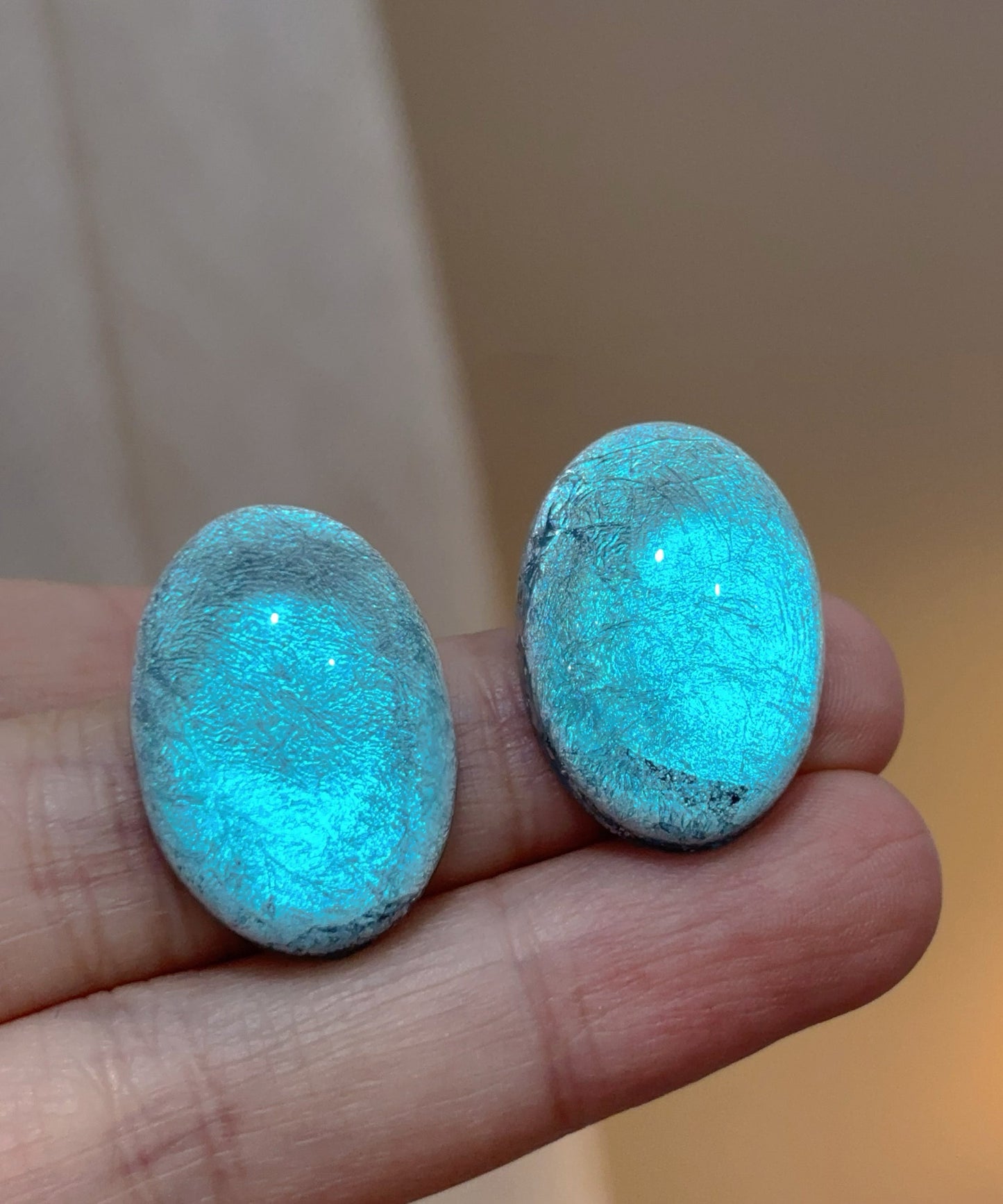 Boucles d'oreilles à tige en alliage bleu artistique, motif ciel étoilé elliptique - TrendAura