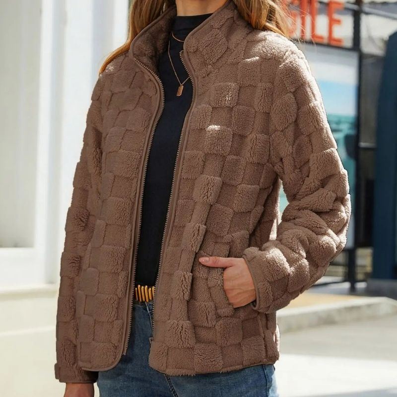 Ayleen - super-soft short fleece jacket