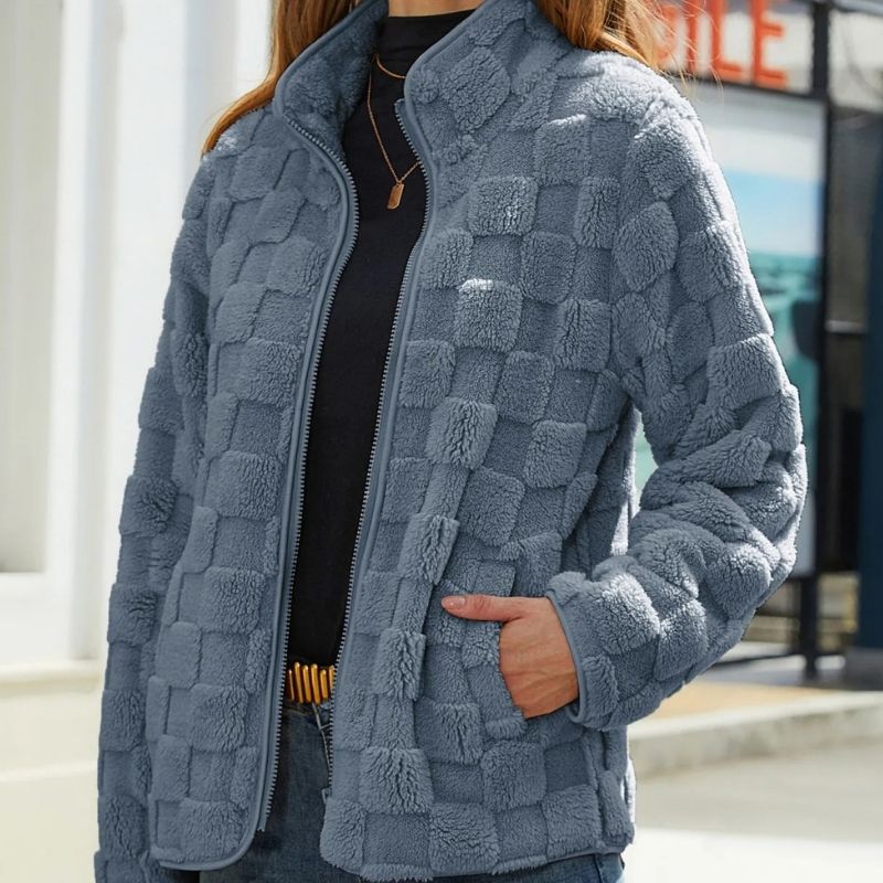 Ayleen - super-soft short fleece jacket