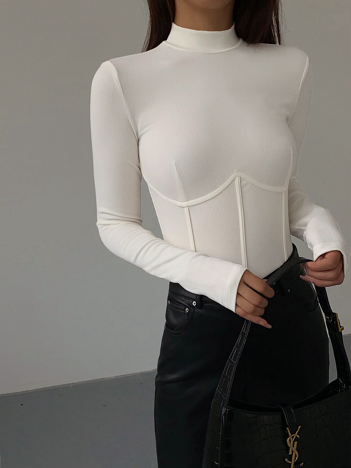 Evi | Classic Slim Fit T-Shirt for Women