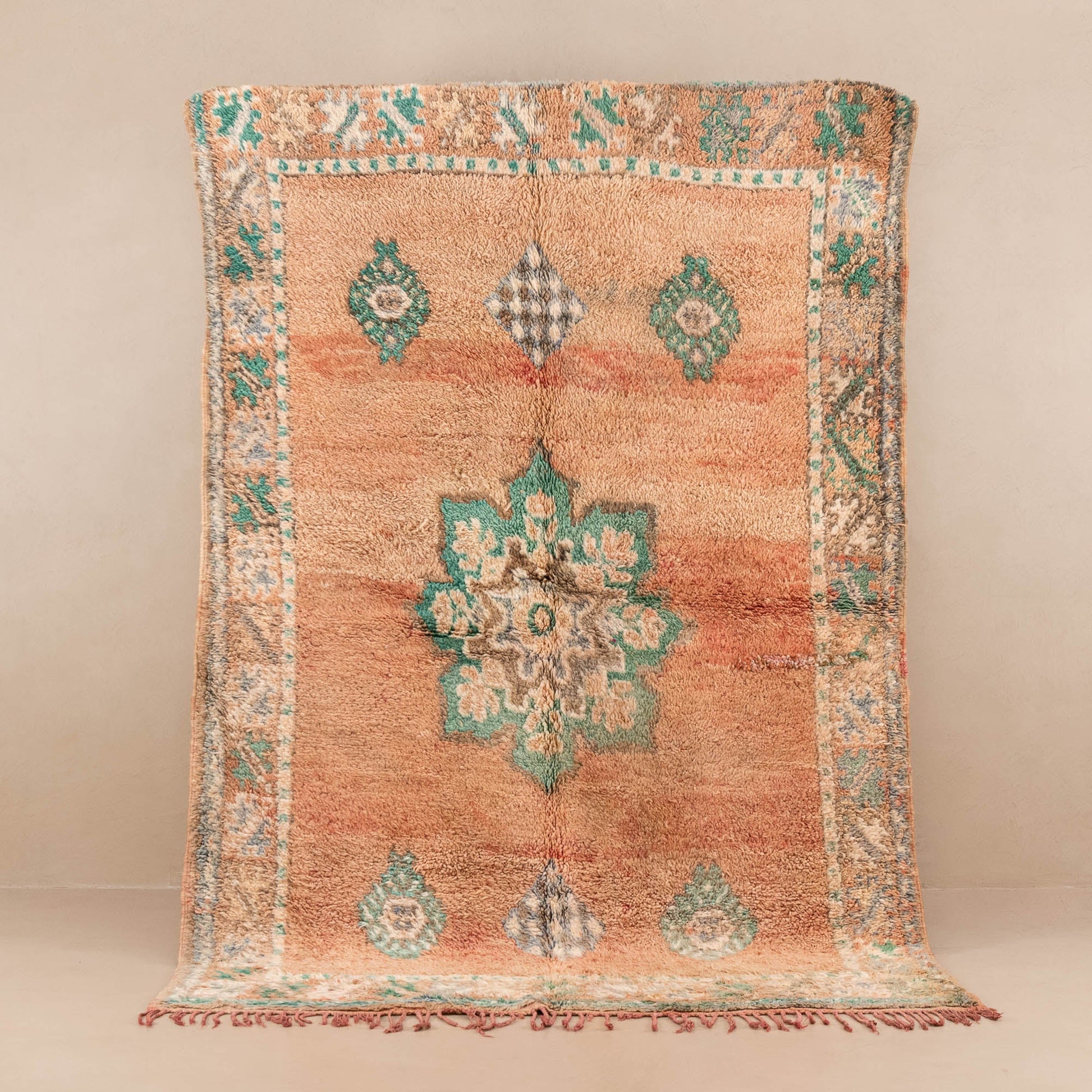 Jinane - vintage boujad rug - TrendAura