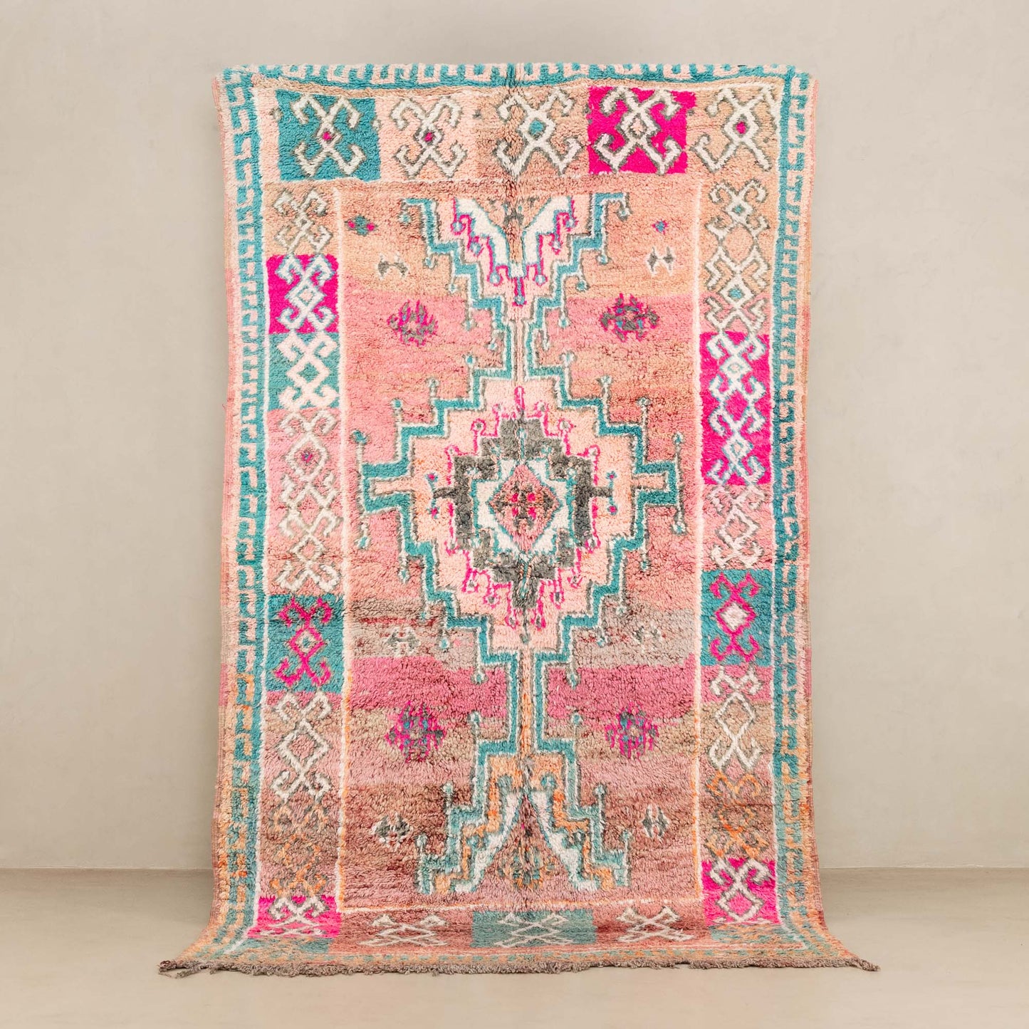 Maryama - vintage boujad rug - TrendAura