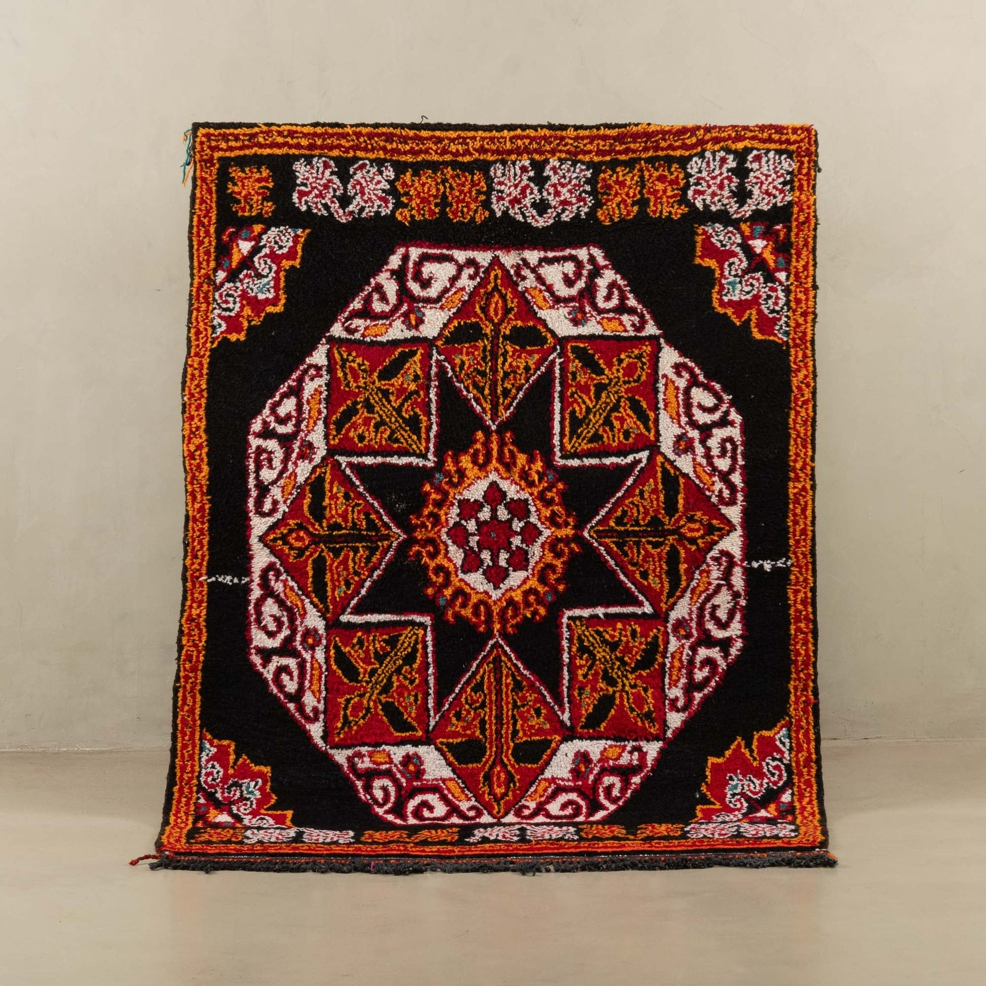 Faissal - vintage boujad rug - TrendAura